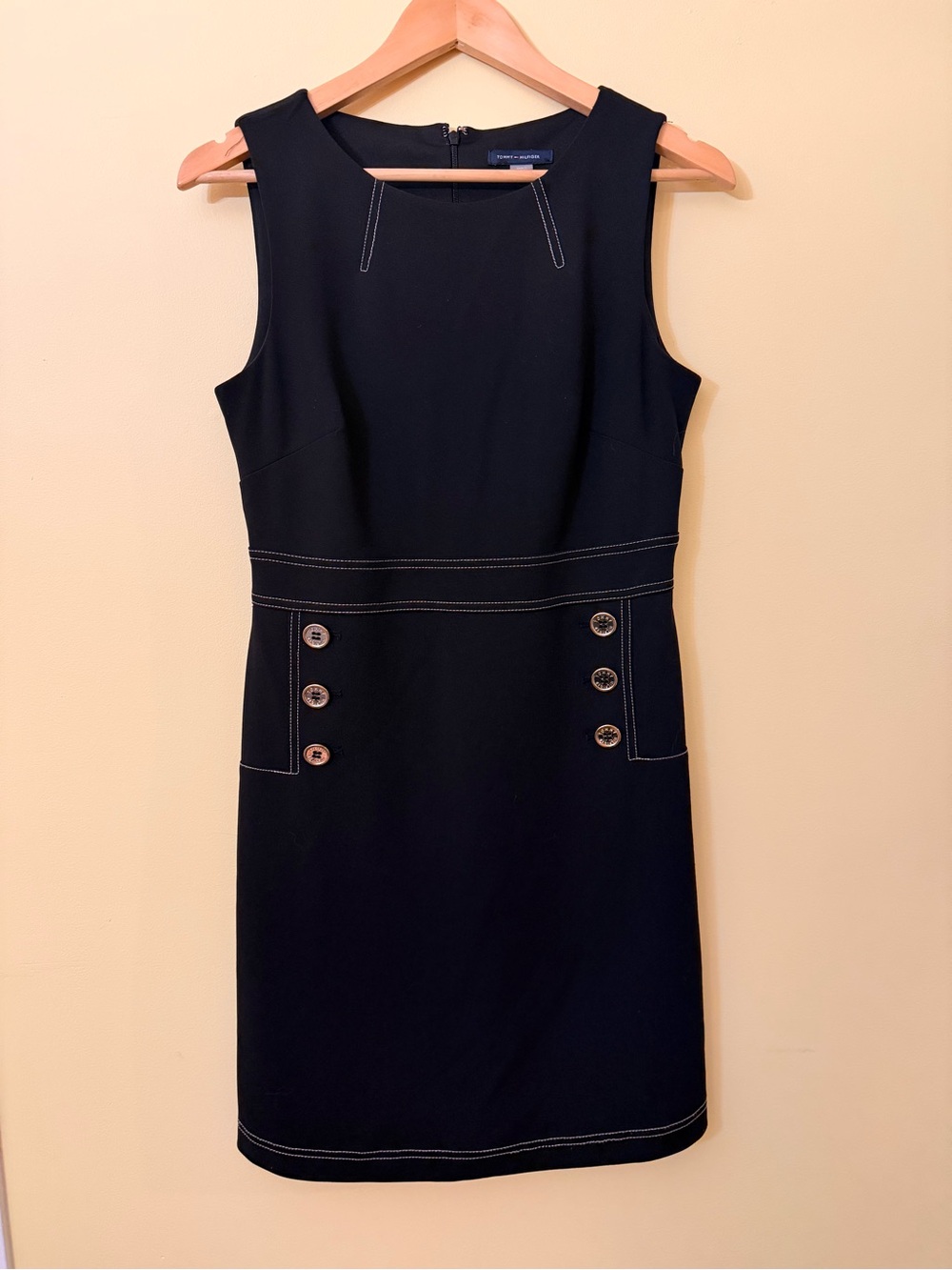 Tommy Hilfiger Black Sleeveless Sheath Dress – Size 6